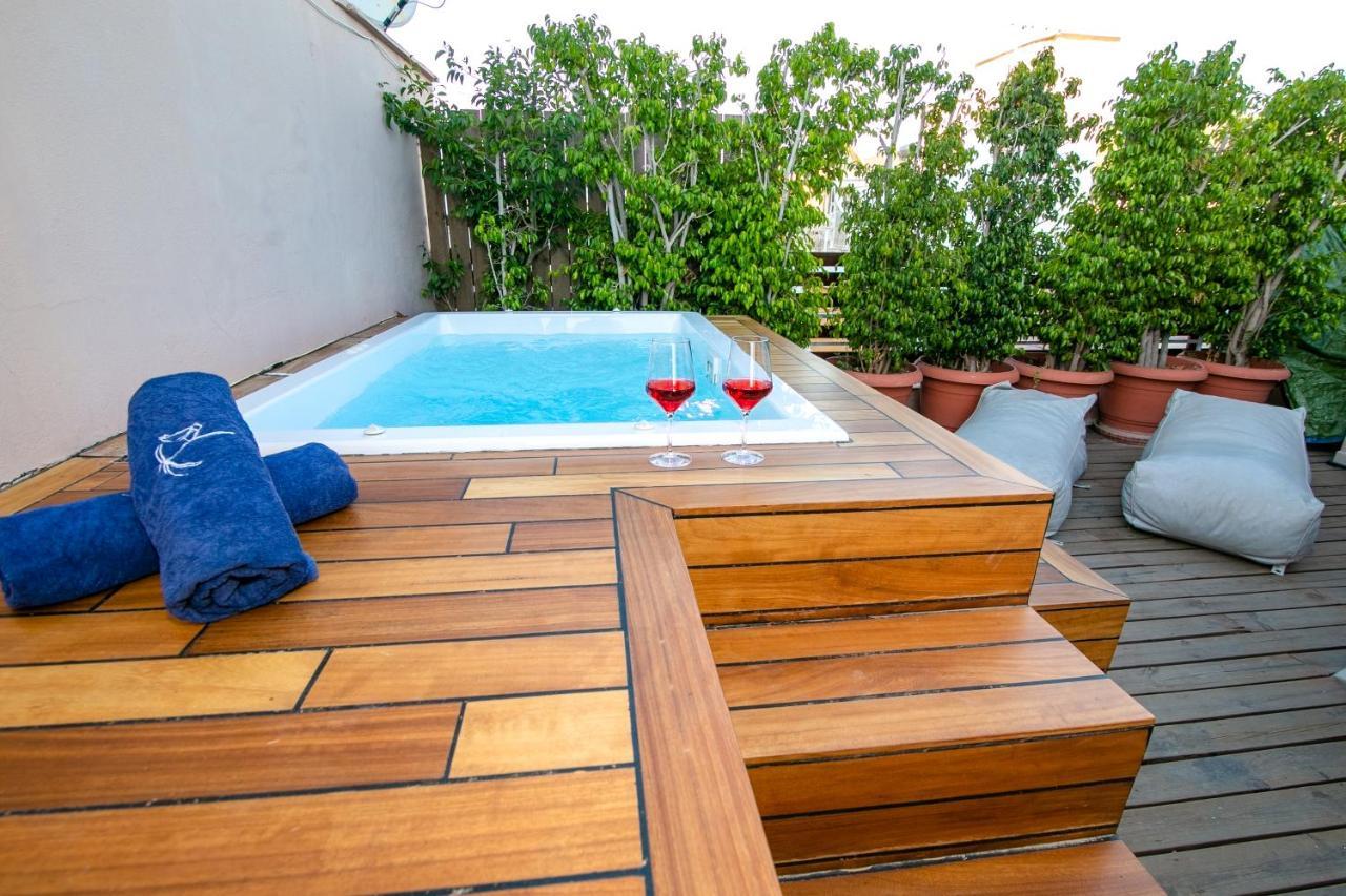 Beautiful Penthouse In Athens With Outside Jacuzziアパートメント エクステリア 写真