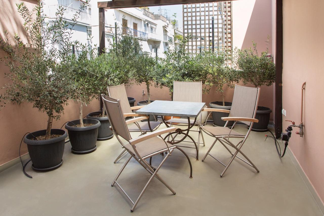 Beautiful Penthouse In Athens With Outside Jacuzziアパートメント エクステリア 写真