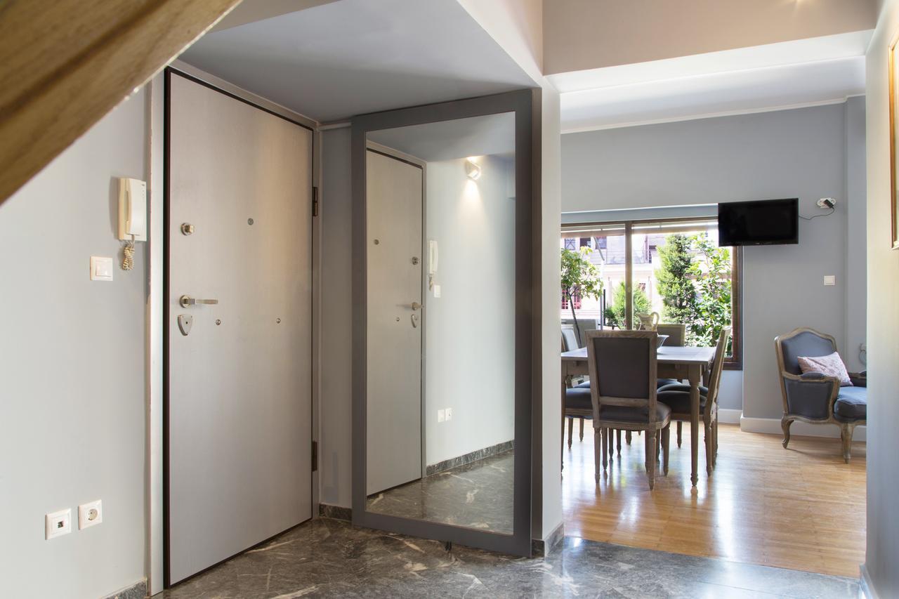 Beautiful Penthouse In Athens With Outside Jacuzziアパートメント エクステリア 写真